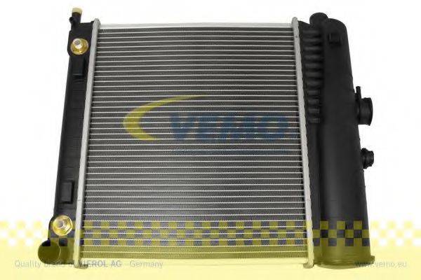 VEMO V30601237 Радіатор, охолодження двигуна